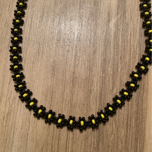 New vintage 🐝retro Flower power beaded choker necklace - Picture 6 of 10